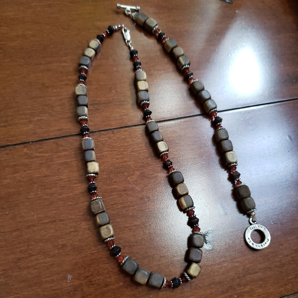 Morgan & Co Wooden Bracelet and Necklace - Picture 12 of 14